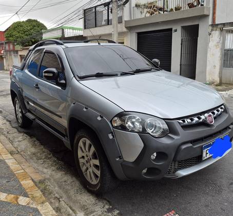 FIAT STRADA 1.8 MPI ADVENTURE CD 16V FLEX 3P MANUAL FIAT STRADA 1.8 MPI ADVENTURE CD 16V FLEX 3P MANUAL
